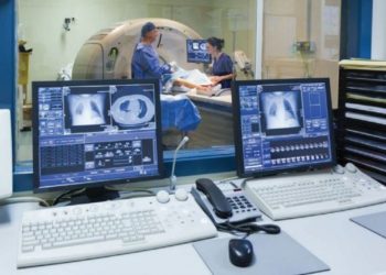 AI diagnoses fall short when used across health systems, study reveals